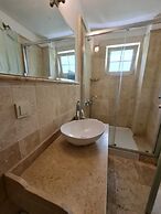 Alaçatı Otel Rebetiko