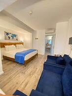 Alaçatı Otel Rebetiko