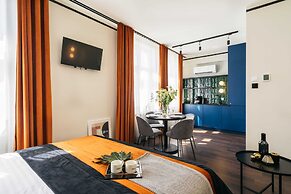 Estery12 - LoftAffair Collection