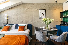 Estery12 - LoftAffair Collection