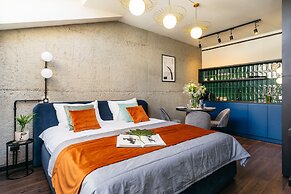 Estery12 - LoftAffair Collection