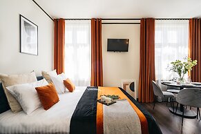 Estery12 - LoftAffair Collection