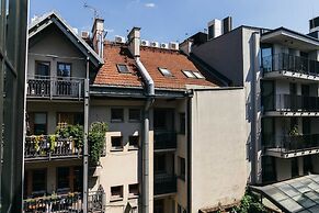 Estery12 - LoftAffair Collection