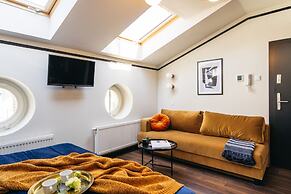 Estery12 - LoftAffair Collection