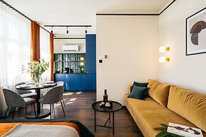 Estery12 - LoftAffair Collection