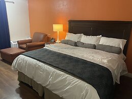 B&J Hotel and Apartment