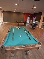 B&J Hotel and Apartment