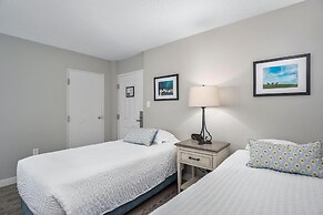 Top Floor Standard Suite Bay View