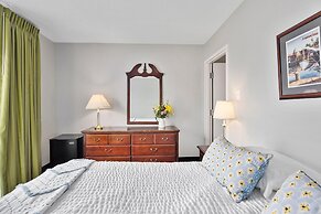 Second Floor East Standard Suite