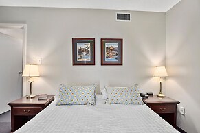 Second Floor East Standard Suite