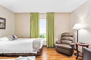 Top Floor Handicap Accessible Bay View