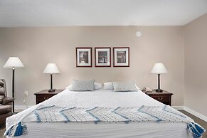 Fantastic Suite With King Bed and Beautiful Bay View!