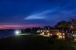 Second Conference Family Deluxe