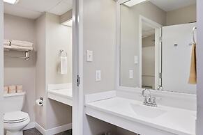 Top Floor Standard Suite