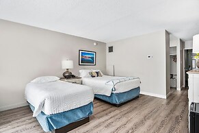 First Floor East Family Deluxe