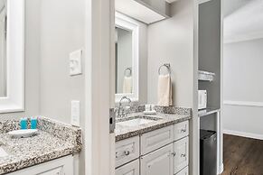 First Floor Bay View Deluxe Suite