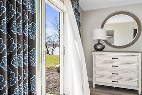 First Floor Bay View Deluxe Suite