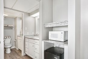 First Floor Bay View Deluxe Suite