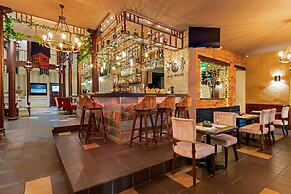 Hotel La Cofradía Pub House