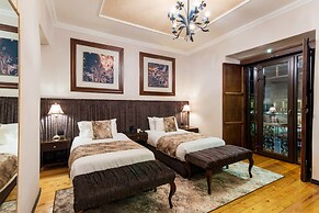 Hotel La Cofradía Pub House