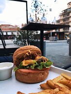 Hotel La Cofradía Pub House