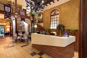 Hotel La Cofradía Pub House