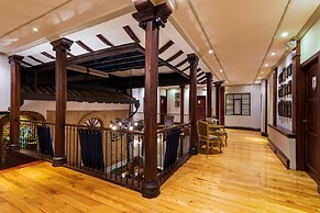 Hotel La Cofradía Pub House