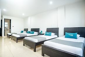 Ayenda 1910 Gold Plaza