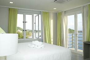 LA Vue Boutique Hotel & Beach Club