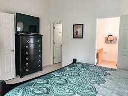 Drayton Place at Highgate Park by Shine Villas