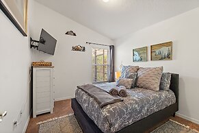 Drayton Place at Highgate Park by Shine Villas