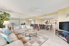 Windjammer by Distinctive Beach Rentals