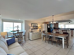 Windjammer by Distinctive Beach Rentals