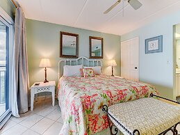 Windjammer by Distinctive Beach Rentals