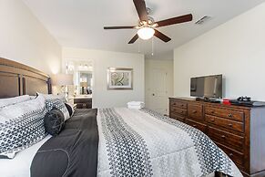 The Haven at Solterra Resort by Shine Villas 523