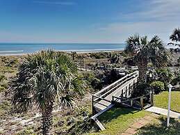 Quail Hollow by Distinctive Beach Rentals