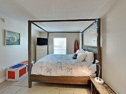 Quail Hollow by Distinctive Beach Rentals