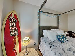 Quail Hollow by Distinctive Beach Rentals