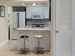 Quail Hollow by Distinctive Beach Rentals