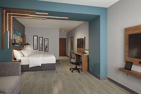 La Quinta Inn & Suites by Wyndham Bardstown