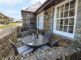 Olde Carpenters Cottage