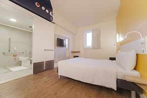 Ibis Budget Farroupilha