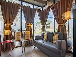 OYO 707 908 Salinas Suites