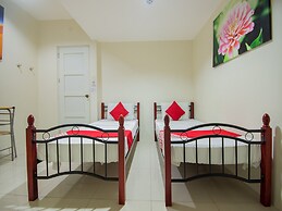 OYO 707 908 Salinas Suites