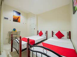 OYO 707 908 Salinas Suites