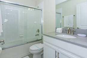 6 Bed 5 Bath Pool, Spa & Game Room 6 Bedroom Villa by Redawning