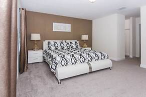 6 Bed 5 Bath Pool, Spa & Game Room 6 Bedroom Villa by Redawning