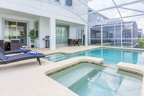 6 Bed 5 Bath Pool, Spa & Game Room 6 Bedroom Villa by Redawning