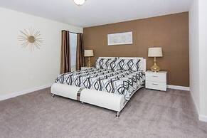 6 Bed 5 Bath Pool, Spa & Game Room 6 Bedroom Villa by Redawning