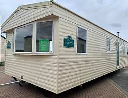 Lovely 3-bed Caravan in Beautiful North Wales